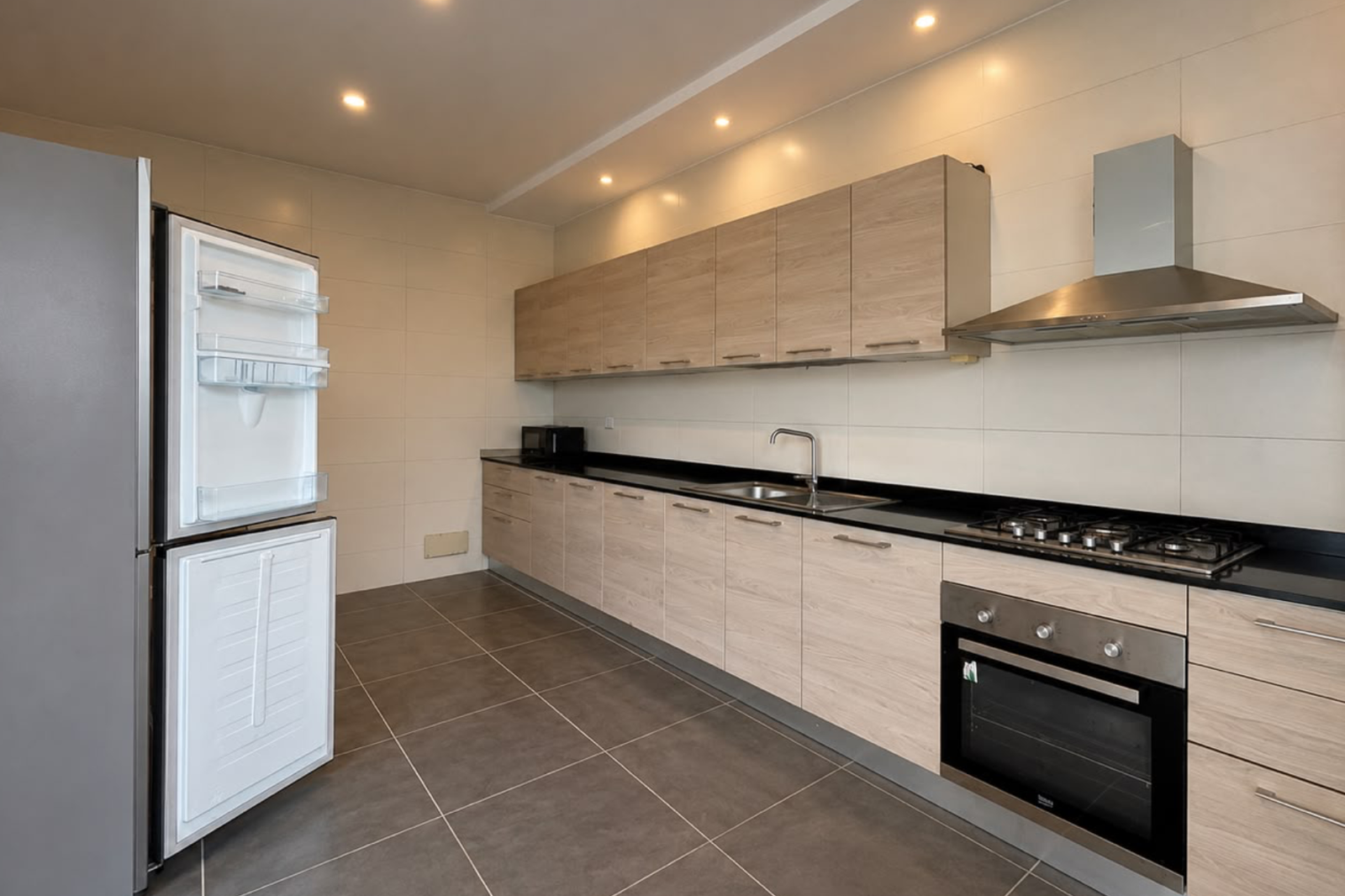 APPARTEMENT OFFWHITE T3
