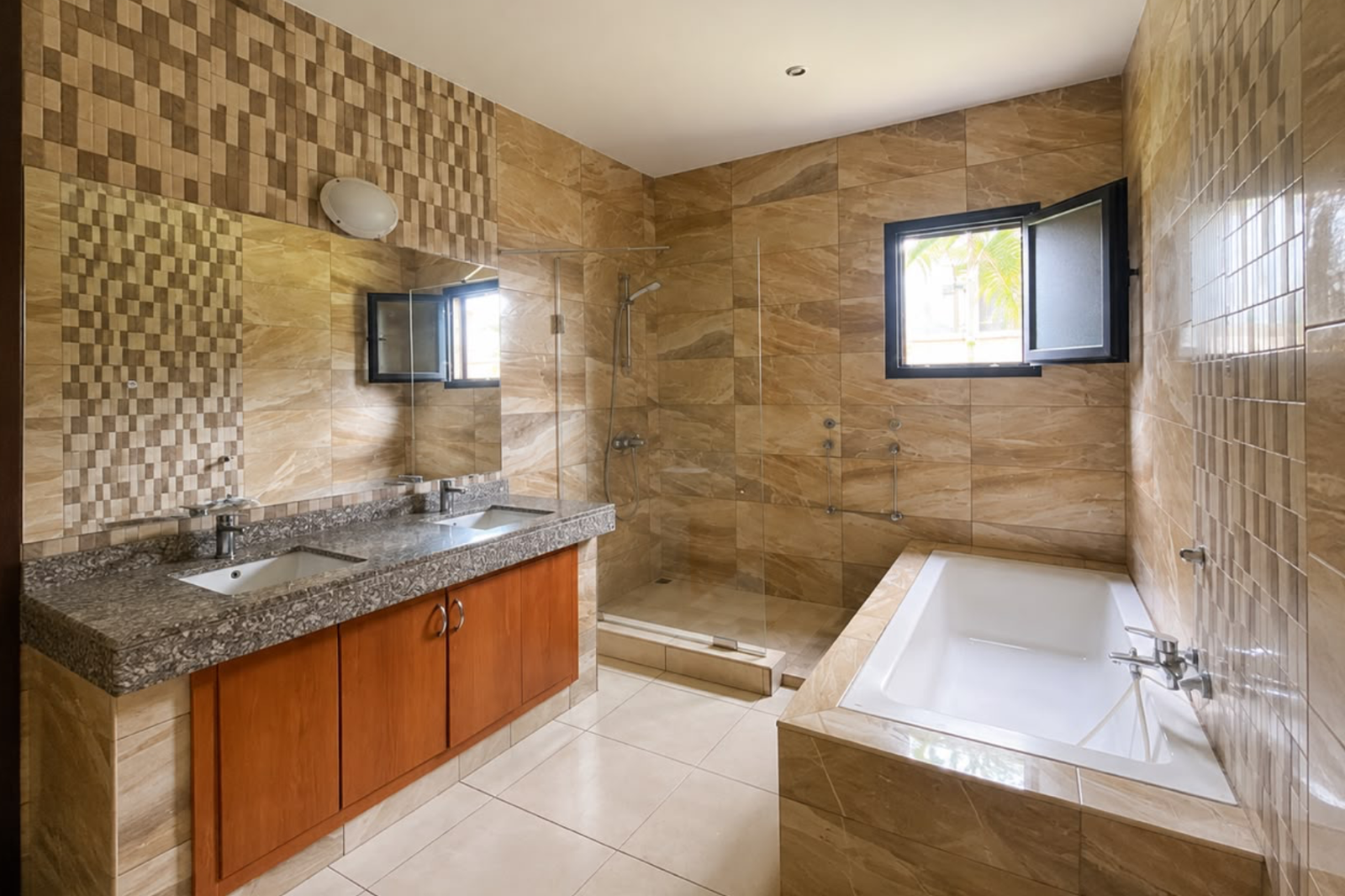 APPARTEMENT SAHELO T4