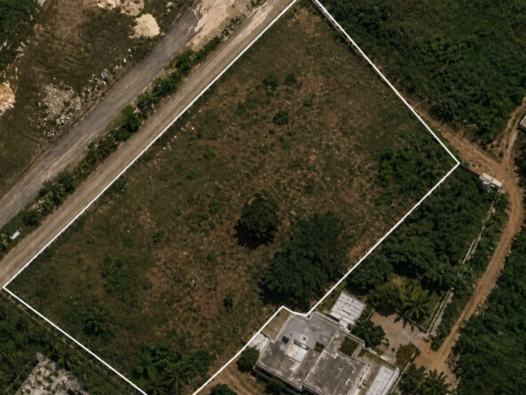 TERRAIN ANAN
