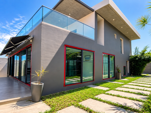 VILLA BEAUSOLEIL T5