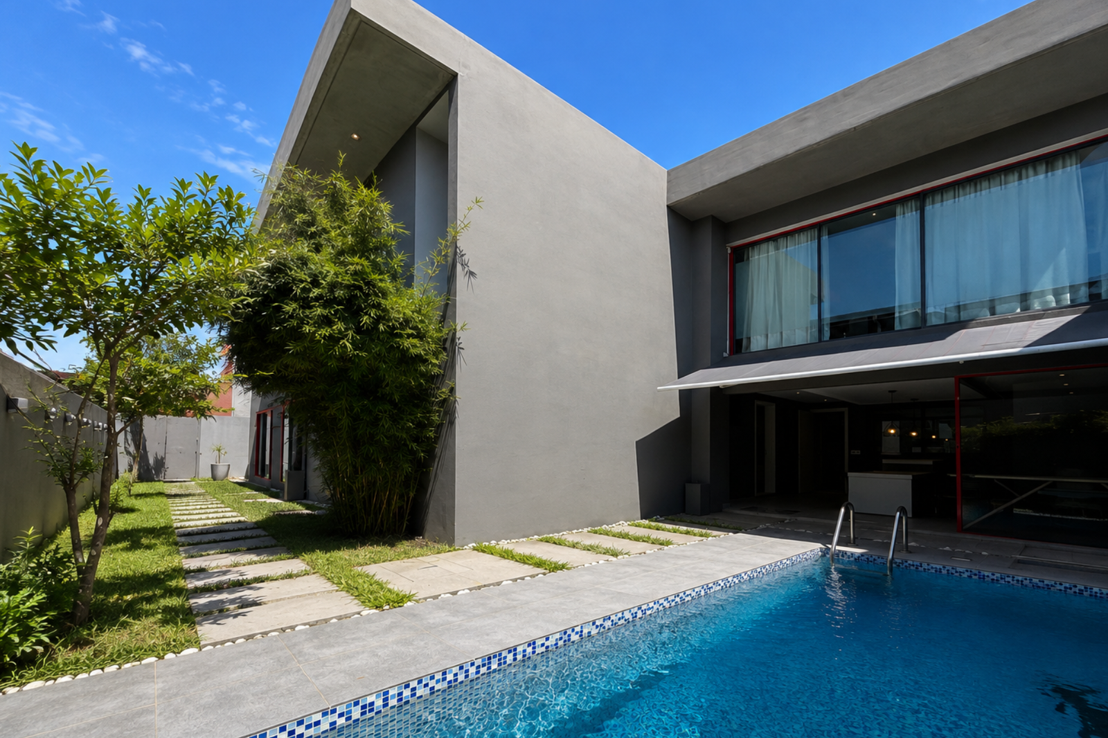VILLA BEAUSOLEIL T5