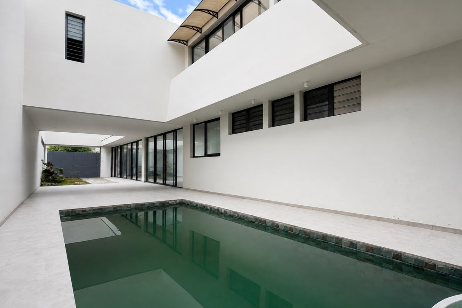 VILLA JAY T7