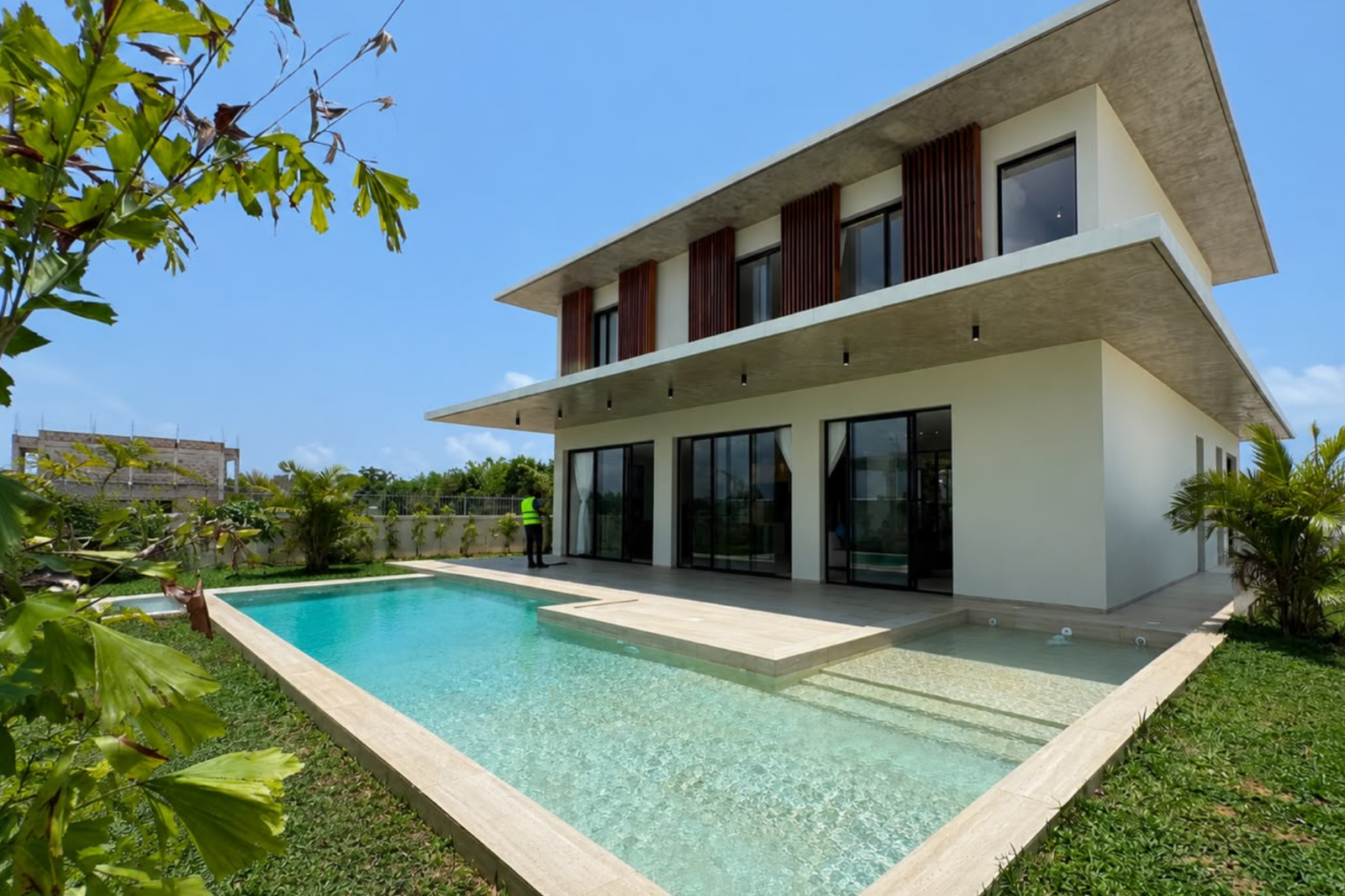 VILLA VICENNIA VILLA VICENNIA T5